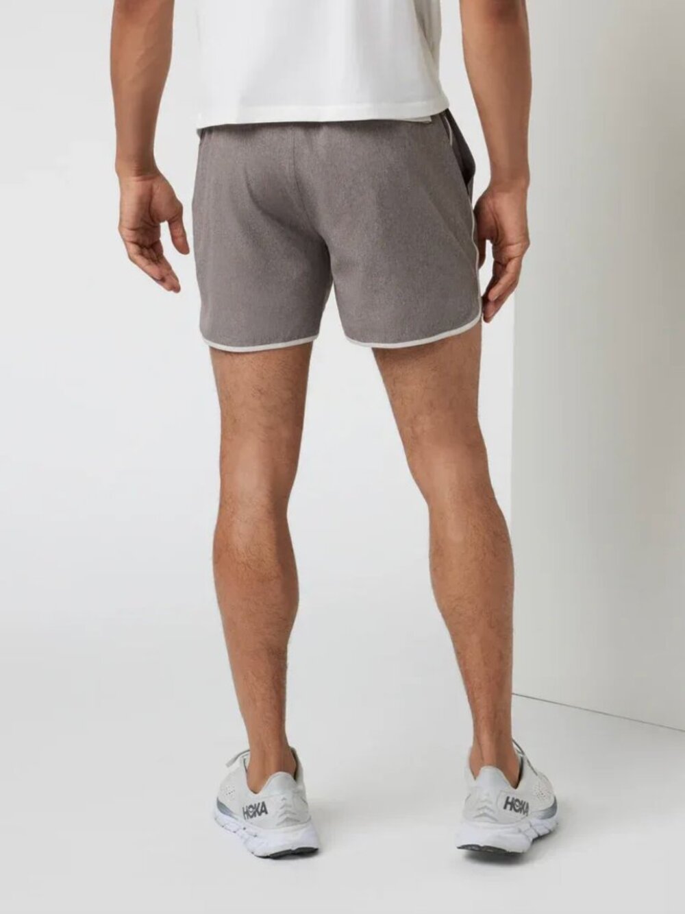 Vuori Men's Bank Shorts - Large - Picture 6 of 8